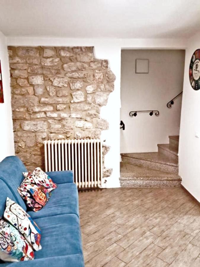 Apartament Borgo Nel Tempo Collestatte Zewnętrze zdjęcie